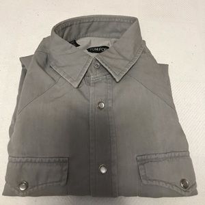 Men long sleeve shirt